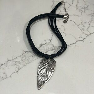 Karma Bella Six Corded Silver Tone Feather Necklace. Reversible.